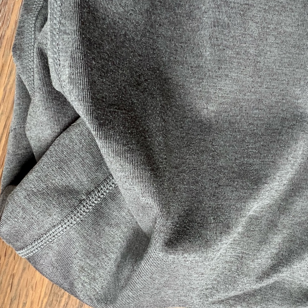 Vuori Gray Knit Sweater Soft Cotton Blend